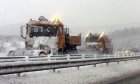 Близо 30 снегорина чистят пътищата в Пиринско