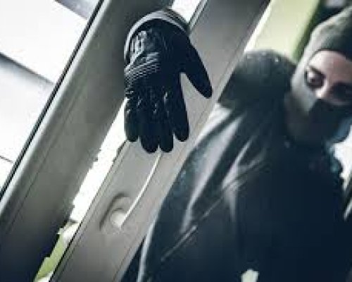 Задигнаха пари от офис в Благоевград