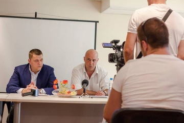 Общинският председател на  Глас Народен” Розалин Хаджиев официално подкрепи кандидат-кметът на ГЕРБ за община Петрич Димитър Бръчков