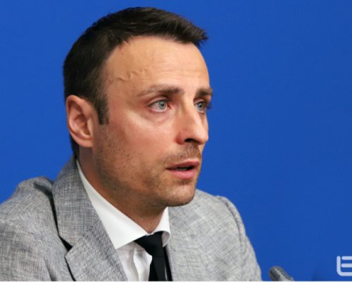 Бербатов започва обиколка из страната