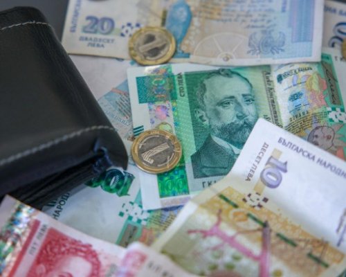 2588 лв. са нужни за издръжката на тричленно семейство