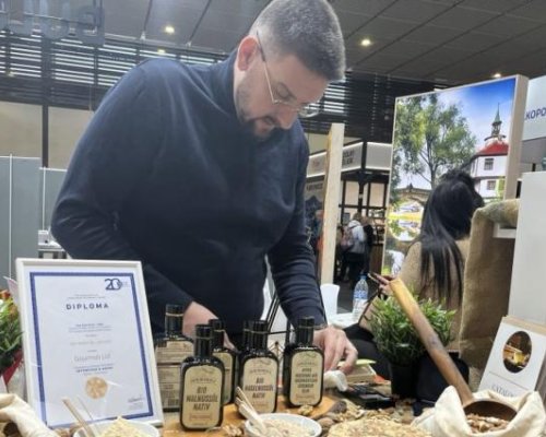 Агро Телеграф: БГ биоорехово масло е най-вкусно в света