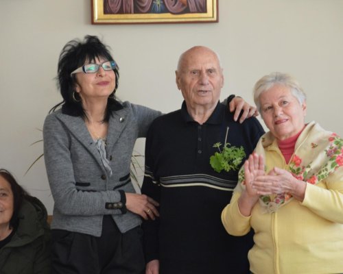 Избраха Цар на виното в Дома за стари хора в Благоевград