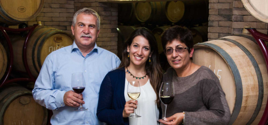 Милица Зикатанова от винарска изба Вила Мелник стана Дама-Фермер на 2024 година