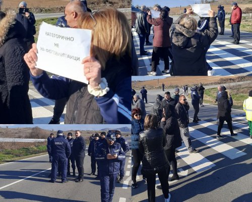 Жители на село Старчево затвориха пътя за Петрич, излязоха на протест срещу строеж на фотоволтаична централа