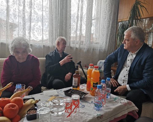 Рекорд! Семейство от Гоце Делчев празнува 78 години брачен живот