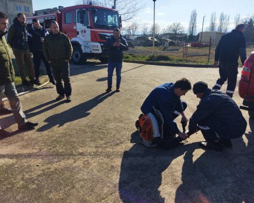 Горски служители повишават квалификацията си за действие при гасене на пожари