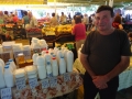 Намаляха търговците на мляко и млечни продукти в пазарния ден в Благоевград, инспектори от Дирекцията по храните атакуваха района на Якоруда
