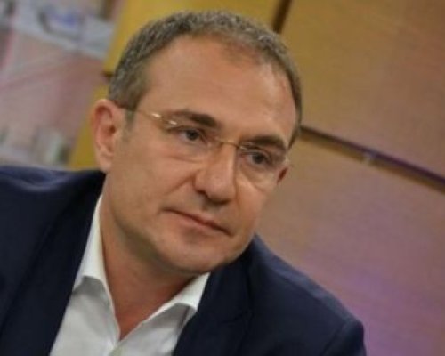 Гуцанов към управляващите: Със закон легитимирате грабеж от 35 млрд. евро, заробвайки България