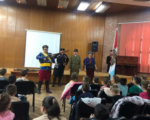 Училище за юнаци в Благоевград