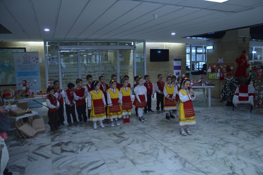 Близо 600 деца от цяла България изработиха красиви мартеници в конкурса  Мартеницата - да запазим традицията жива