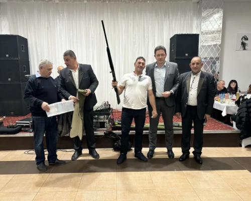 Петричките ловци и риболовци празнуваха на ловната си вечеринка