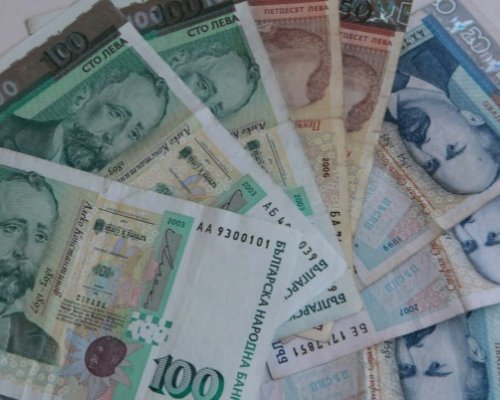 По 100 лева на ден за работещите на 3 и 4 март
