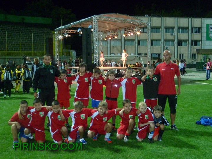 Завършиха финалните срещи от детския футболен турнир на община Благоевград