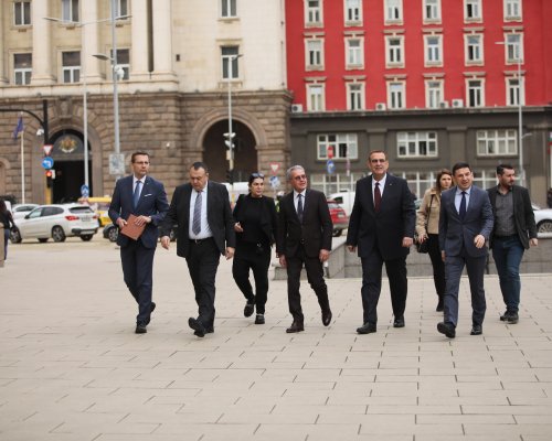 ДПС пред президента Радев: Ако има ротация, ще сме фактор на стабилност
