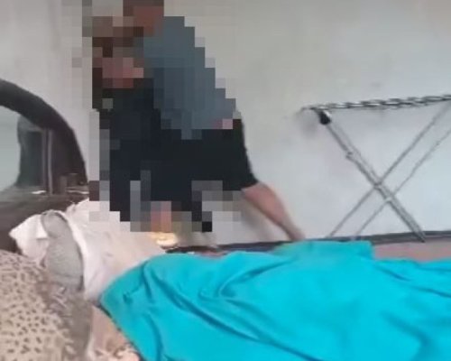 Ужас в Югозапада! Дете засне как баща му бие жестоко майка му