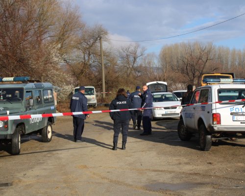 Приеха в хирургия на МБАЛ-Благоевград жестоко пребитите, от мними полицаи, възрастни мъж и жена (СНИМКИ)