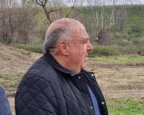 С декларации от колеги ексъветникът от Сандански Р. Пачов направи последен опит да отмени глоба от 5000 лв. за конфликт на интереси, но ВАС го отряза