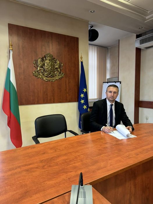 Кметът на Белица подписа поредния договор за инфраструктурен проект