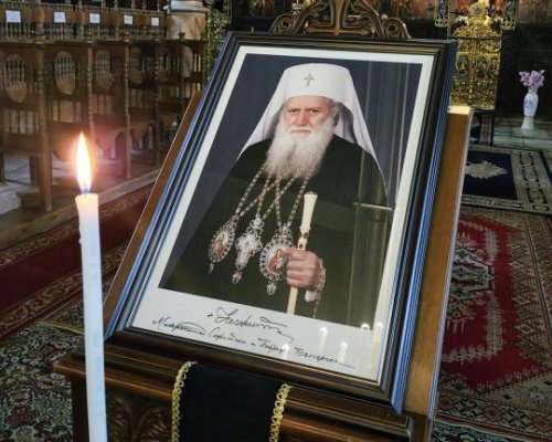 Днес е вторият Ден на национален траур в памет на патриарх Неофит