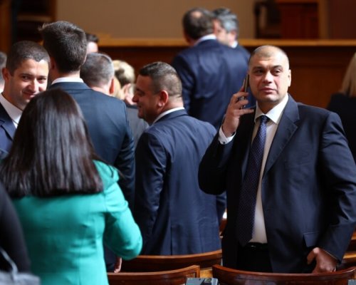 Депутатът от ДПС Димитър Аврамов е осъден условно за търговия с влияние и подкуп