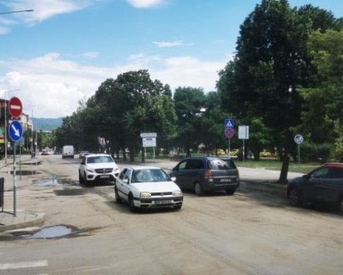 Две фирми в конкуренция за изграждане на нова пътна връзка на бул. Димитър Солунски в Благоевград