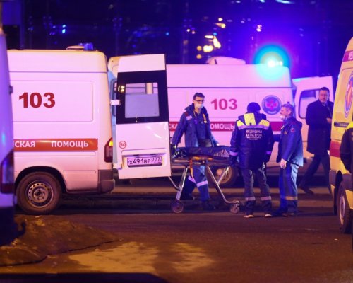 До момента: 137 загинали, 180 ранени и 62 идентифицирани тела след терора край Москва