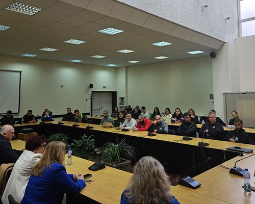 Старши треньорът на националките ни по борба гостува в ЮЗУ