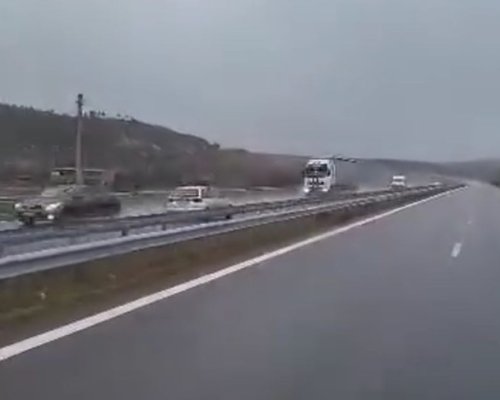 Пореден абсурд: Заблуден шофьор подкара в насрещното на АМ Струма