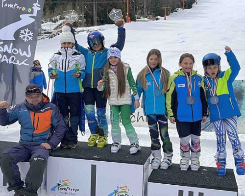Най-малките скиори на Банско U12 обраха медалите за купа Чепеларе