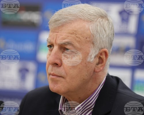 Собственикът на Левски Наско Сираков: Сами се бихме, но си знаем слабостите