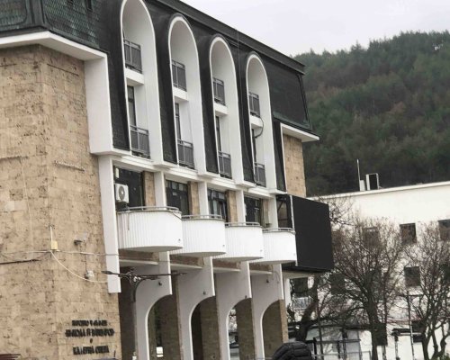 С официална церемония откриват обновената сграда на читалище Никола Вапцаров