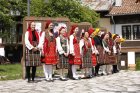 Разлог става домакин на ревю за автентични носии от цяла България
