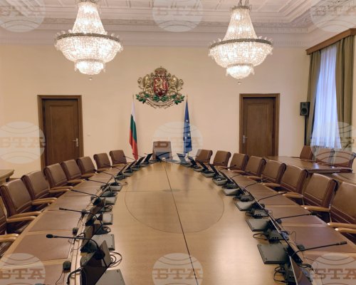 Служебното правителство предстои да одобри национални програми за развитие на образованието