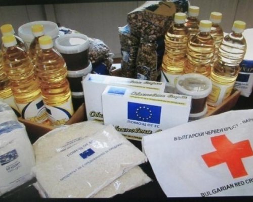 Основни хранителни продукти ще бъдат раздадени чрез кметствата в Благоевград на нуждаещи се жители