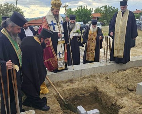 Село Марино поле е все по-близо до мечтаната църква