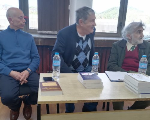 Историкът Димитър Митев представи свои книги в Благоевград