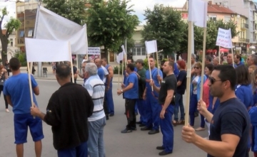 Без бонуси за Коледа заради цените на тока