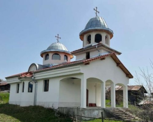 Даряват пари за доизграждане на храм в с. Долно Драглище