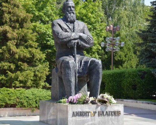 С полагане на цветя в Благоевград ще бъдат отбелязани 100 години от смъртта на Димитър Благоев