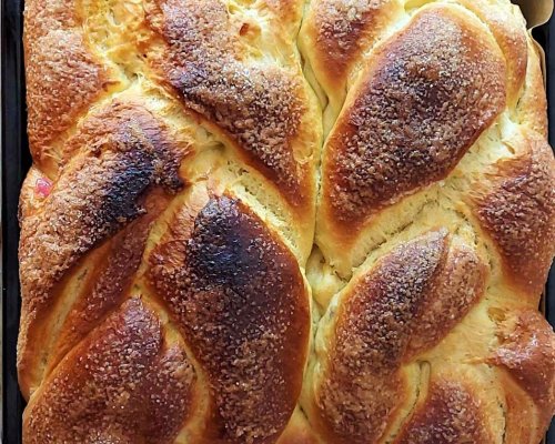 Вкусен Великден: Лесен козунак с газирана вода