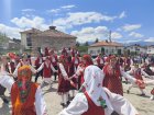 Вълнуващ концерт-спектакъл Нашият Великден сътвориха за празника на празниците творците на село Баня