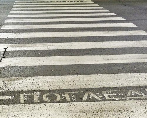 Младеж блъсна възрастен мъж докато пресича в Гоце Делчев