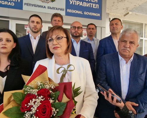 Нинова от Благоевград: Само БСП  не влезе в сглобки и скрити договорки. Не предадохме хората
