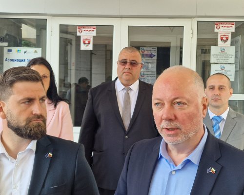 Без Мария Габриел! ГЕРБ регистрира евролиста с водач Росен Желязков: Чака ни много работа!