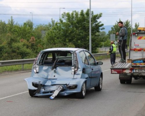 Гондола удари кола на Е-79 край Благоевград