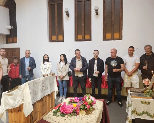 На храмов празник в село Полето