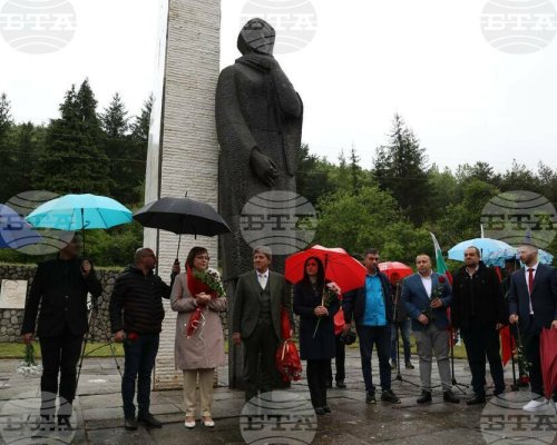 Корнелия Нинова в Белица: Доказахме в управление, че сме социалистическата партия, която се грижи за хората