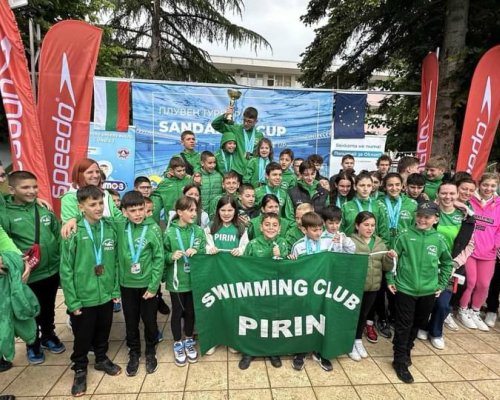 Уникално представяне на плувците на ПК Пирин на международен турнир Sandanski cup! 60 медала, от които 23 златни