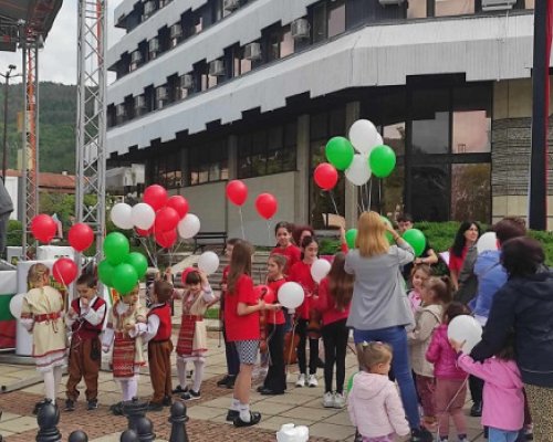 Церемония Учител на годината в Дупница